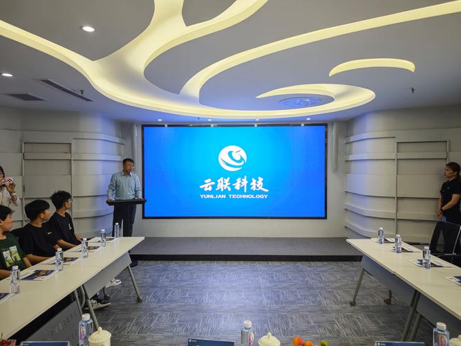 校企联袂启新篇 匠心传承育英才